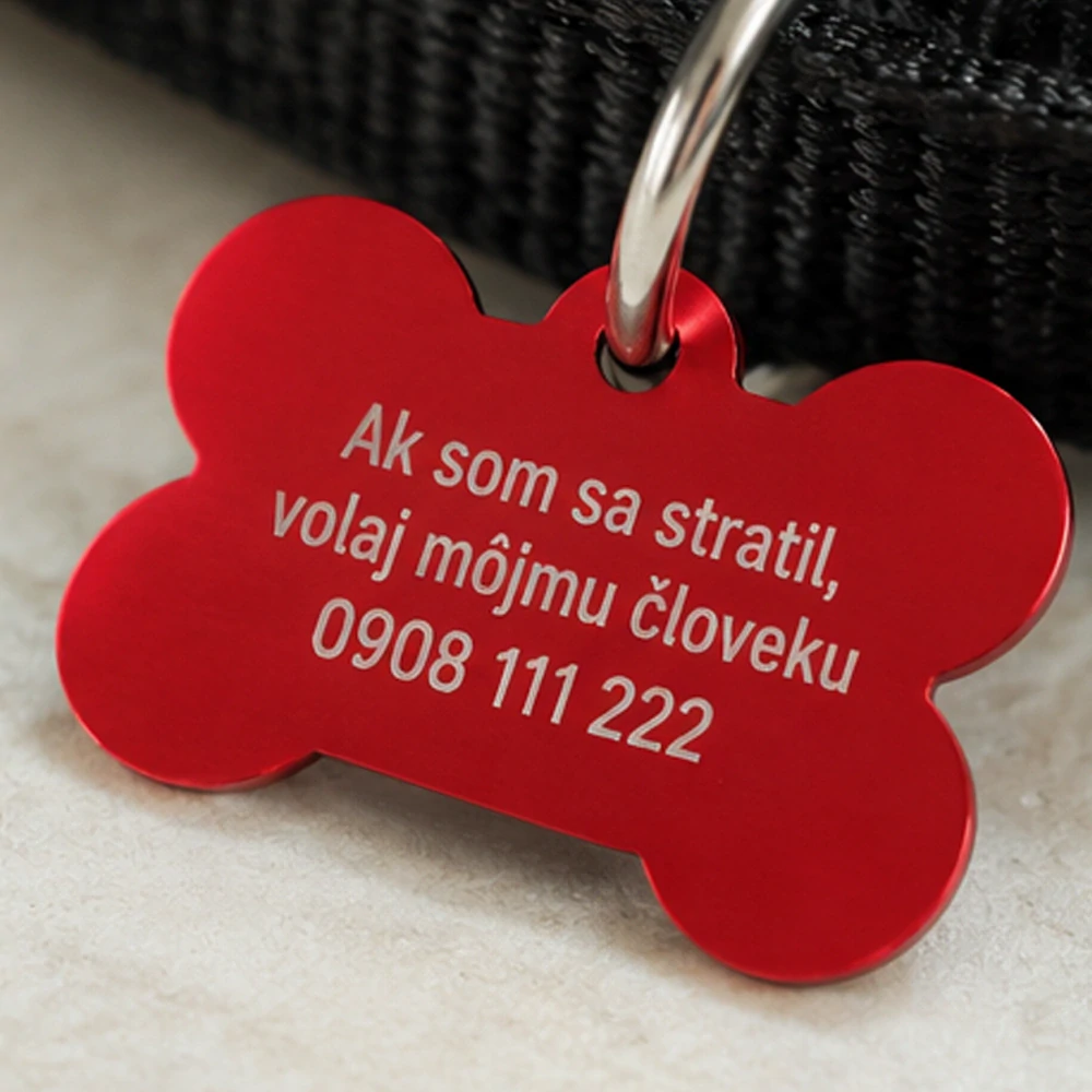 Prívesok kostička červená malá